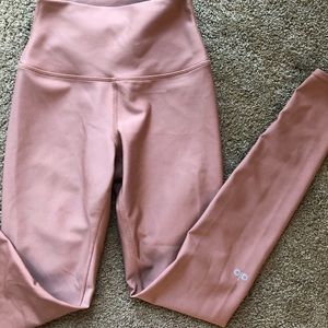 Alo Yoga High Waisted Airlift Leggings